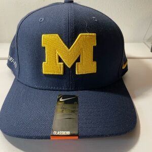Nike Michigan Wolverine’s football hat